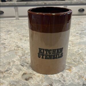 Brown Kitchen Utensils Holder